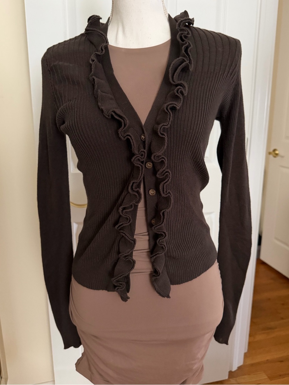The Limited Women's Ruffled Button-Front Ribbed Cardigan Sweater
